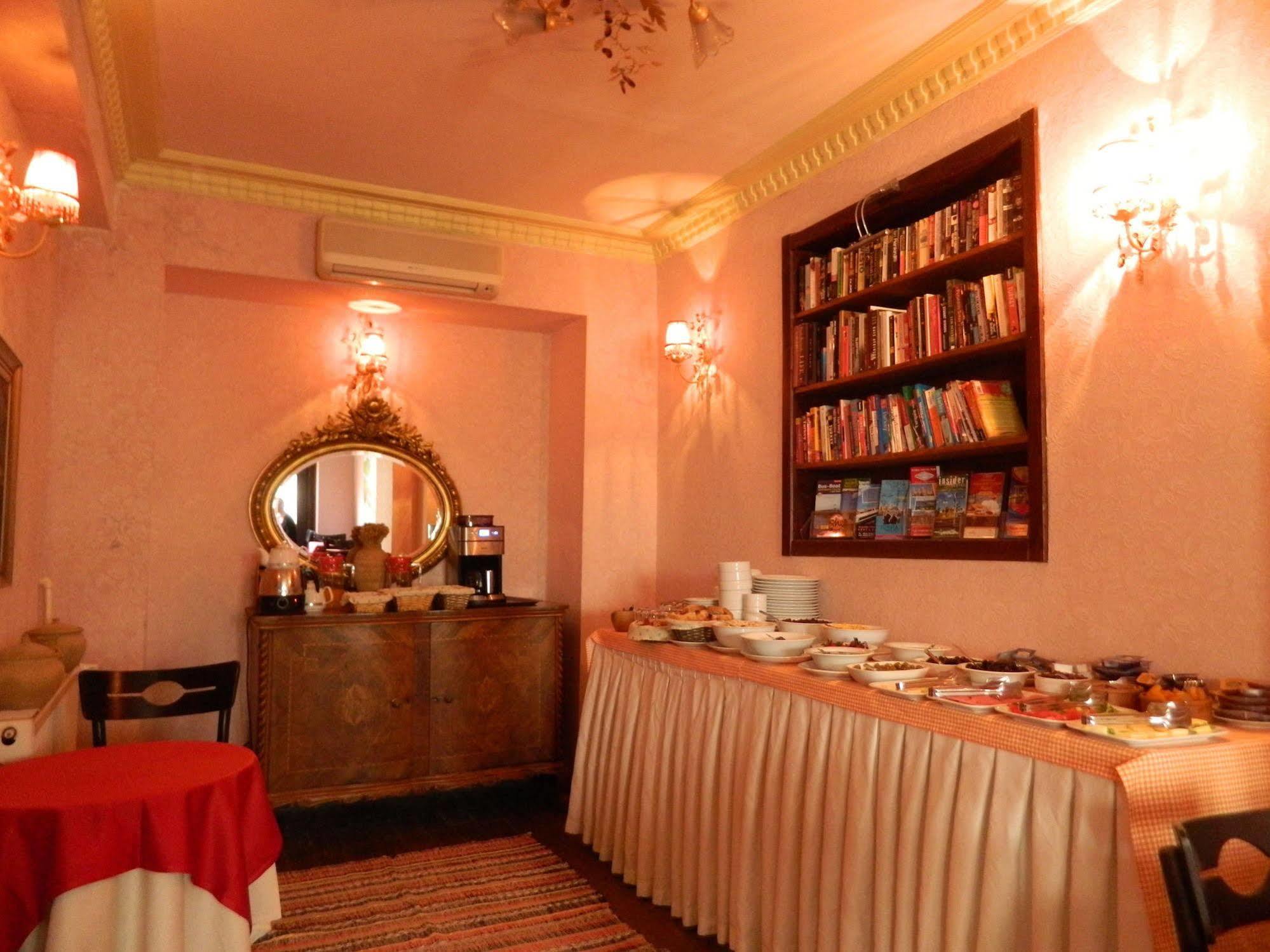 Apricot Hotel - Istanbul — Photos 1